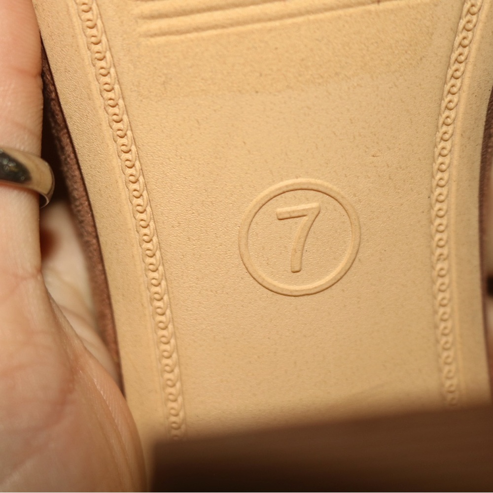 Tan velvet size 7 heel in womens